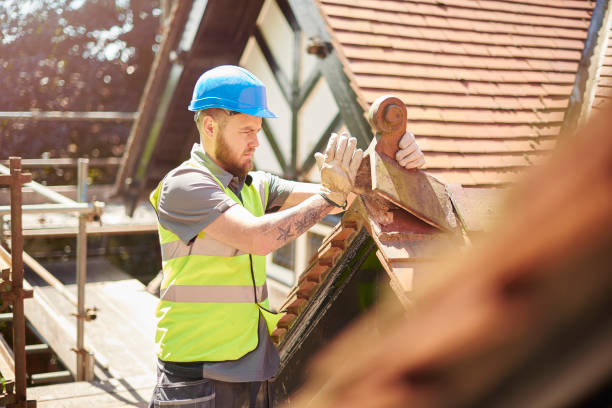 Best Flat Roof Repair Services  in Fennville, MI